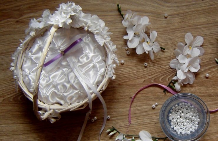 Koszyczek na obrączki ślubne