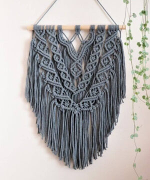 Makrama na ścianę ciemnoszara